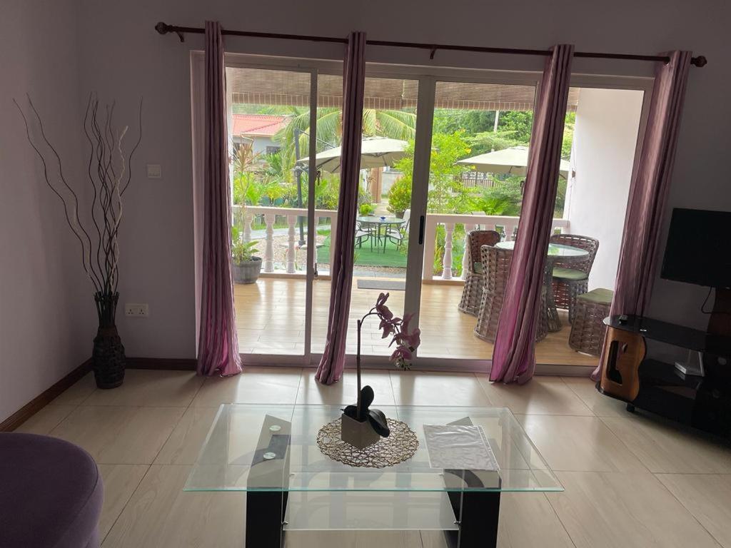 Mokara Holiday Apartment Anse Royale Luaran gambar