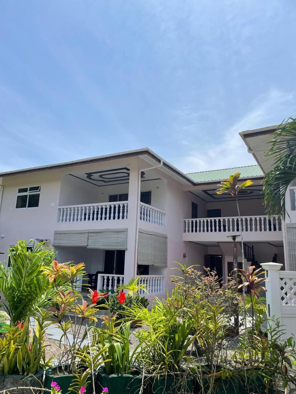 Mokara Holiday Apartment Anse Royale Luaran gambar